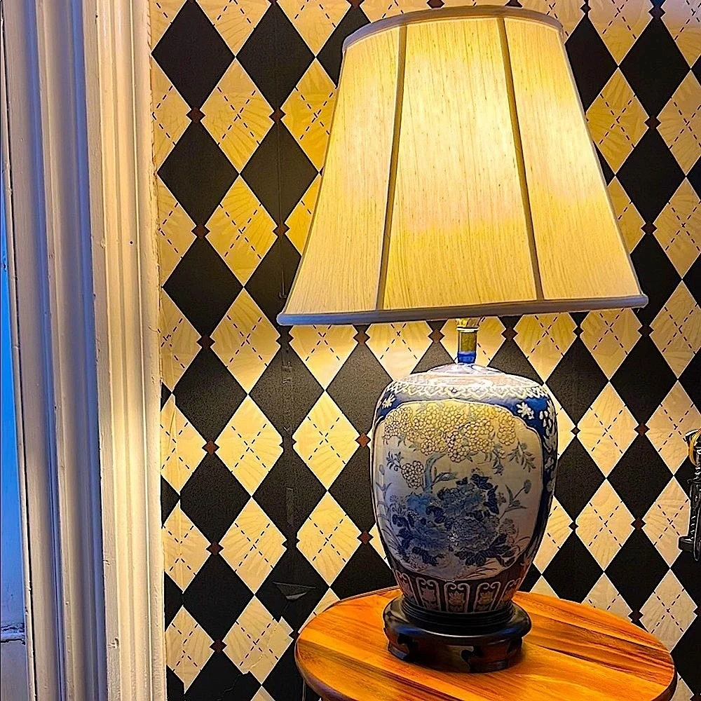 Vintage Chinoiserie Textured Table Lamp – Cultured‎ Elegance
